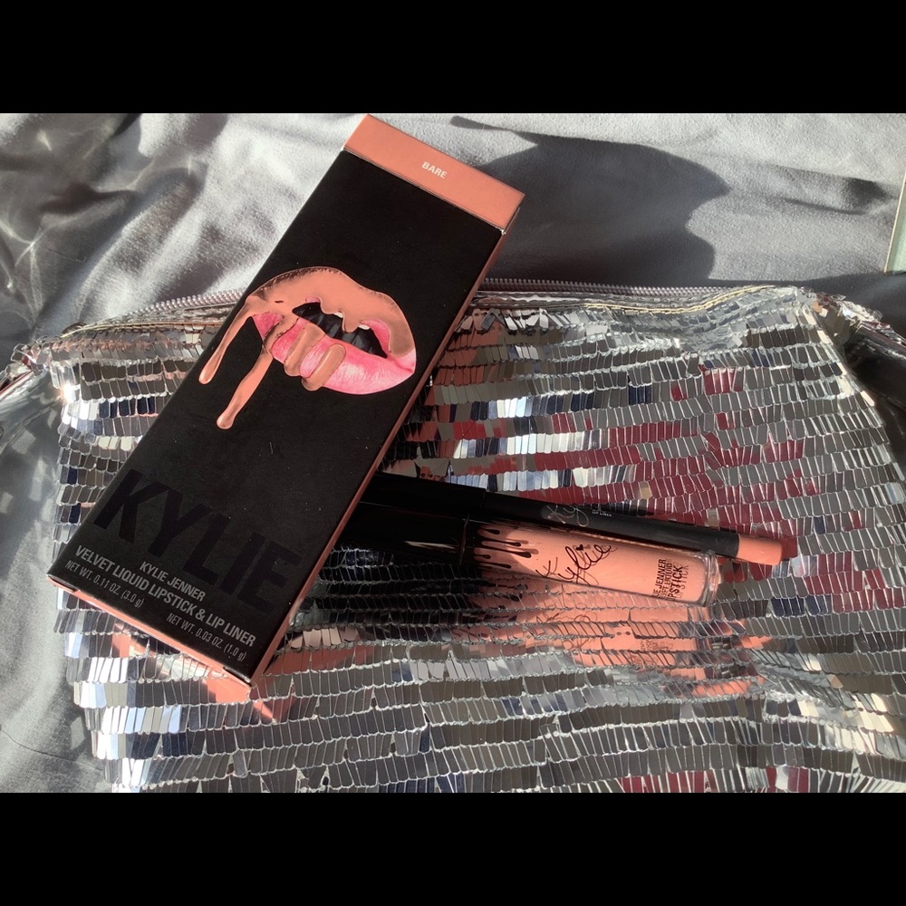 Kylie cosmetics lip kit